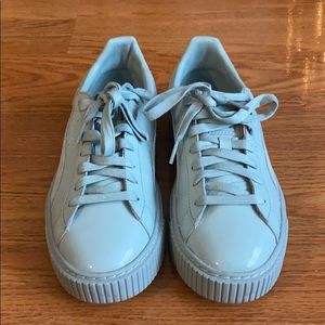 Women’s mint green patent leather sneaker